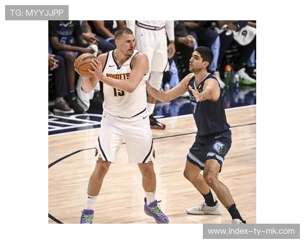 阿尔达马20分8篮板，灰熊逆转独行侠取两连胜