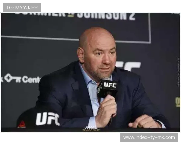白大拿职业生涯关键节点:从经纪人到UFC总裁决策路径分析 白大拿职业生涯关键节点:从经纪人到UFC总裁决策路径分析